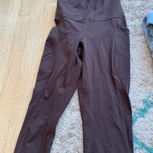 Lulu align High-Waisted Leggings with pockets